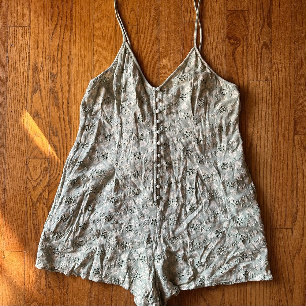 American Eagle Outfitters Lace Romper in Light Sage Green